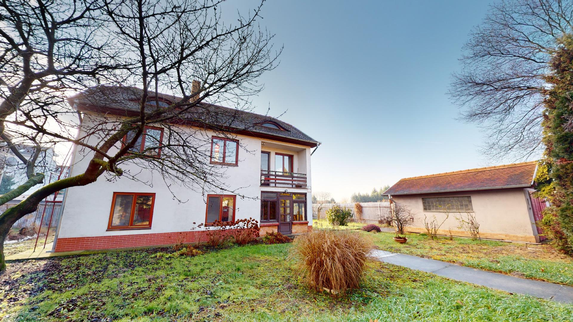 RODINNÝ DOM NA ALŽBETINOM OSTROVE, KOMÁRNO