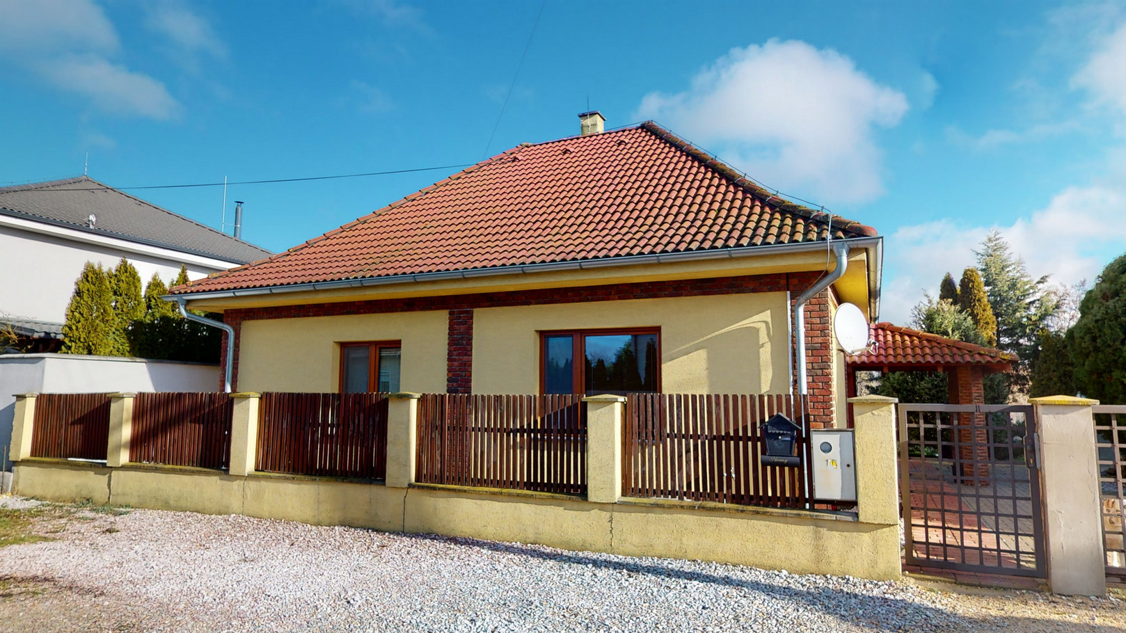Rodinný dom v Komárne, Nová Stráž