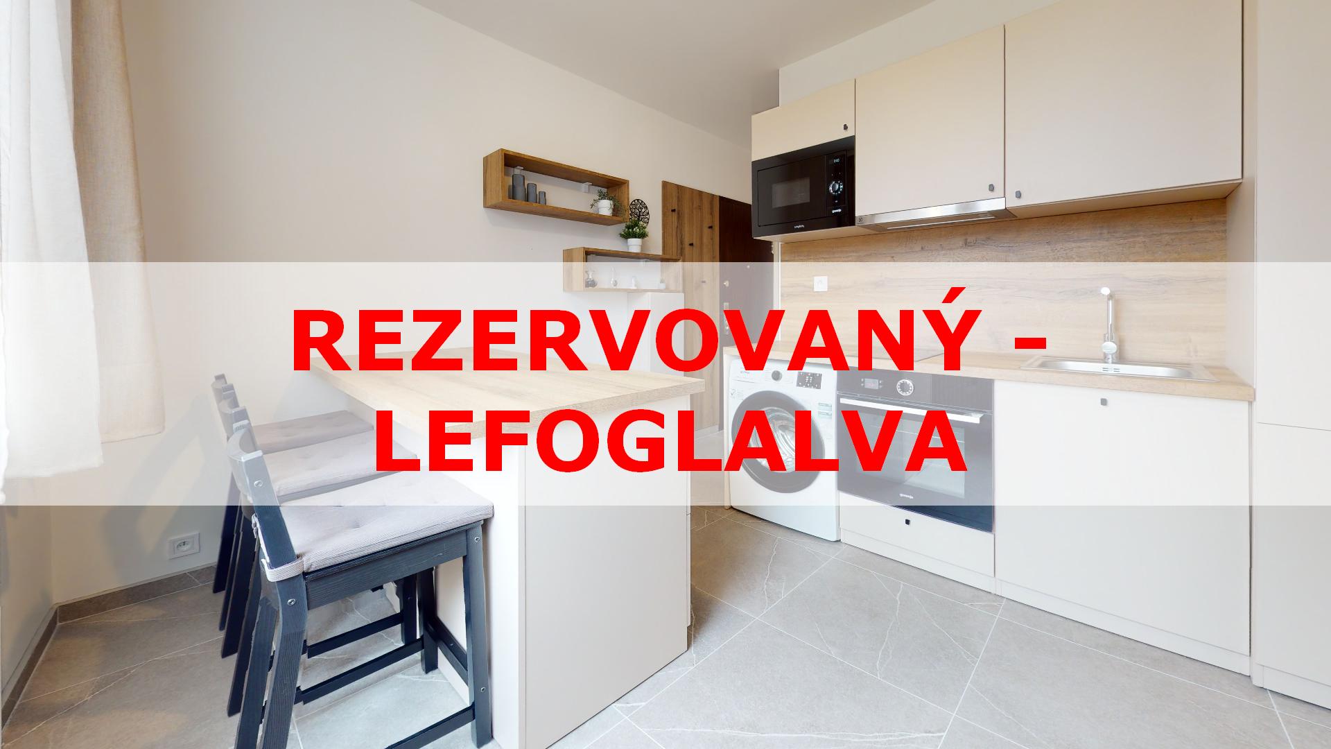 REZERVOVANÝ