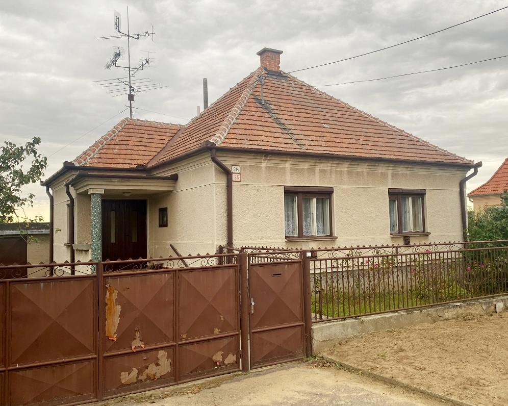 PREDAJ RODINNÉHO DOMU, HURBANOVO